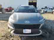 2022 Hyundai Kona SEL с VIN KM8K6CAB9NU819755, выставлен на аукционе Copart как лот 80988425 с пробегом 64 471 миль миль и Списание • Salvage title. История ставок и продаж доступна на DreamBid. Изображение 5.