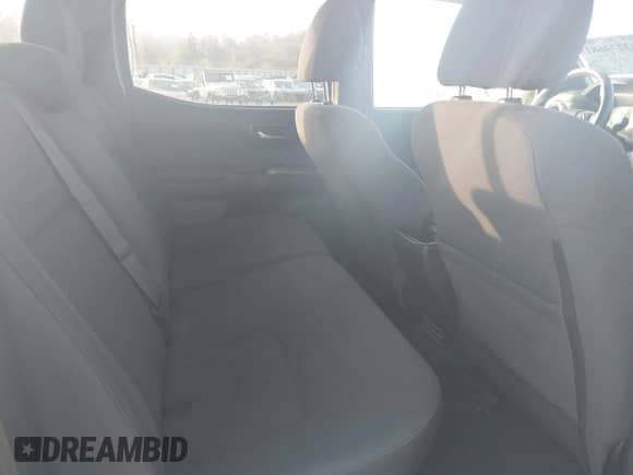 2017 Toyota Tacoma SR5 with VIN 3TMCZ5AN9HM105462, listed as a IAAI auction lot 43274681 with 96,665 mi miles and . Bid and sale history available at DreamBid. Image 8.