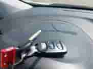 2011 Hyundai Elantra GLS z VIN KMHDH4AE7BU109641, wystawiony jako IAAI lot #42717928 z przebiegiem 114 421 mil mil oraz . Historia ofert i sprzedaży dostępna na DreamBid. Obrazek 11.