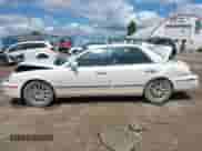 2005 Hyundai XG z VIN KMHFU45E85A418734, wystawiony jako IAAI lot #42312182 z przebiegiem 211 464 mil mil oraz . Historia ofert i sprzedaży dostępna na DreamBid. Obrazek 14.