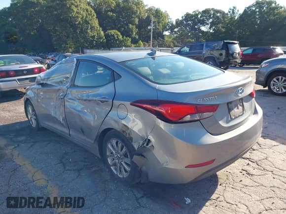 2015 Hyundai Elantra SE z VIN KMHDH4AE7FU320828, wystawiony jako IAAI lot #43064624 z przebiegiem 191 579 mil mil oraz . Historia ofert i sprzedaży dostępna na DreamBid. Obrazek 6.