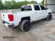 2017 Chevrolet Silverado 1500 LTZ z VIN 3GCUKSEJ3HG127857, wystawiony jako IAAI lot #42887256 z przebiegiem 191 237 mil mil oraz . Historia ofert i sprzedaży dostępna na DreamBid. Obrazek 4.