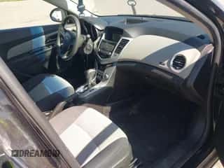 2014 Chevrolet Cruze LS z VIN 1G1PA5SH5E7154187, wystawiony jako IAAI lot #42493887 z przebiegiem 160 296 mil mil oraz . Historia ofert i sprzedaży dostępna na DreamBid. Obrazek 5.