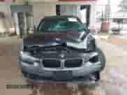 2016 BMW 3 Series 320i z VIN WBA8A9C54GK617747, wystawiony jako IAAI lot #42342518 z przebiegiem Nie podano mil oraz . Historia ofert i sprzedaży dostępna na DreamBid. Obrazek 11.