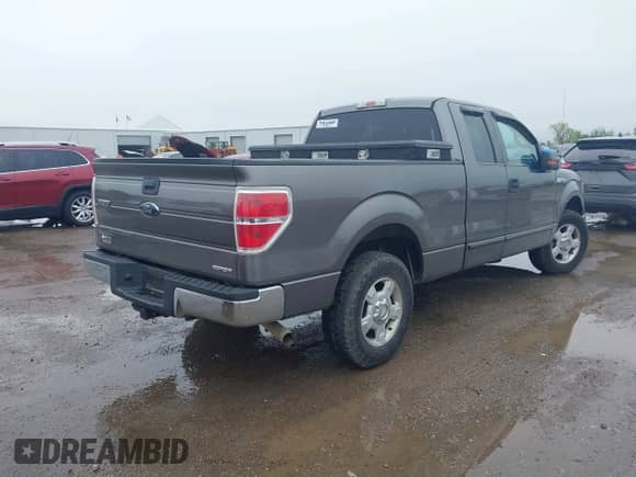 2011 Ford F-150 XL z VIN 1FTFX1CF7BFC72427, wystawiony jako IAAI lot #41967004 z przebiegiem 91 531 mil mil oraz . Historia ofert i sprzedaży dostępna na DreamBid. Obrazek 4.