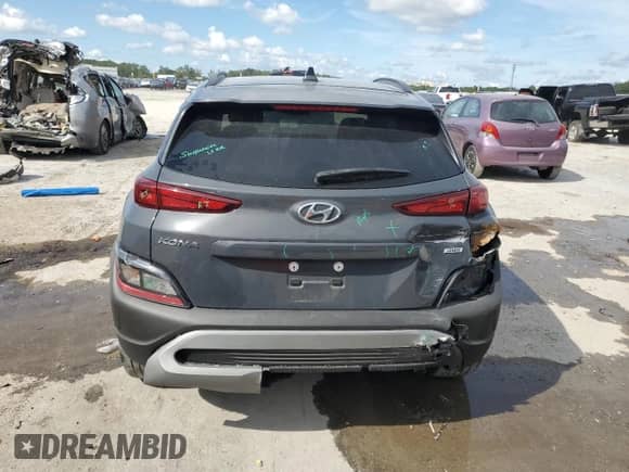 2023 Hyundai Kona SEL with VIN KM8K3CAB4PU982096, listed as a Copart auction lot 80462845 with 33,820 mi miles and Salvage title. Bid and sale history available at DreamBid. Image 6.