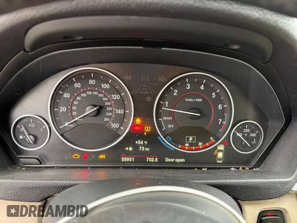 2017 BMW 3 Series 330i xDrive with VIN WBA8D9G3XHNU64436, listed as a Copart auction lot 84915295 with 55,951 mi miles and Clean title. Bid and sale history available at DreamBid. Image 9.