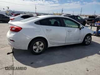 2016 Chevrolet Cruze LS с VIN 1G1BC5SM3G7269665, выставлен на аукционе Copart как лот 84648995 с пробегом 198 798 миль миль и Чистый • Clean title. История ставок и продаж доступна на DreamBid. Изображение 3.