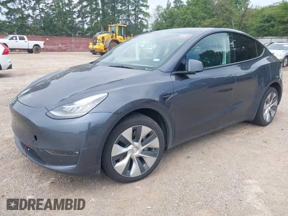 2021 Tesla Model Y Long Range with VIN 5YJYGDEE1MF217624, listed as a IAAI auction lot 42842945 with 58,610 mi miles and . Bid and sale history available at DreamBid. Image 2.