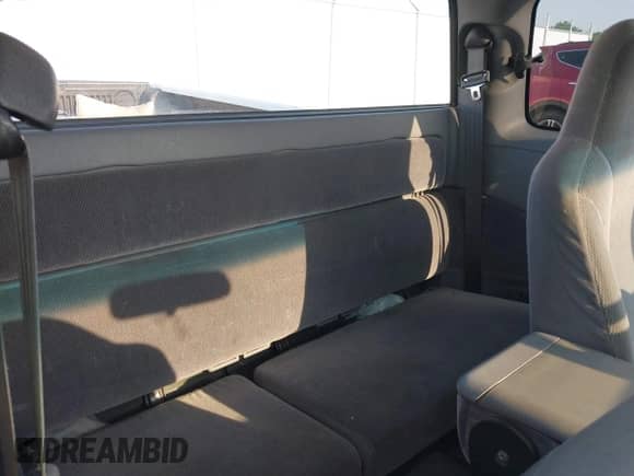 2000 Dodge Dakota with VIN 1B7GL22X0YS705456, listed as a IAAI auction lot 42406392 with 123,168 mi miles and . Bid and sale history available at DreamBid. Image 8.