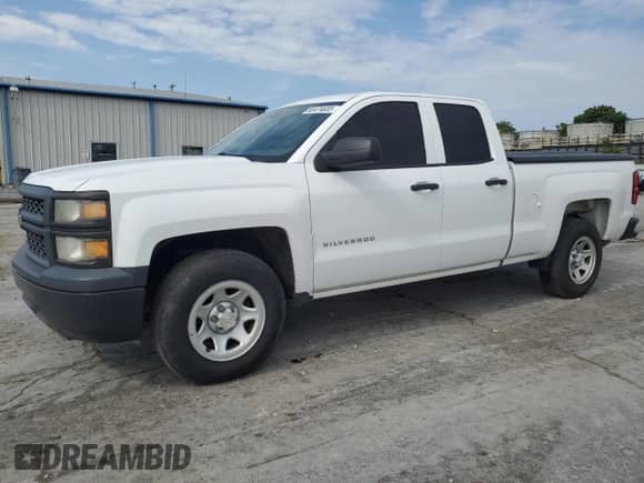 2015 Chevrolet Silverado 1500 Work Truck with VIN 1GCRCPEC1FZ369299, listed as a Copart auction lot 68474655 with 160,221 mi miles and Salvage title. Bid and sale history available at DreamBid. Image 1.
