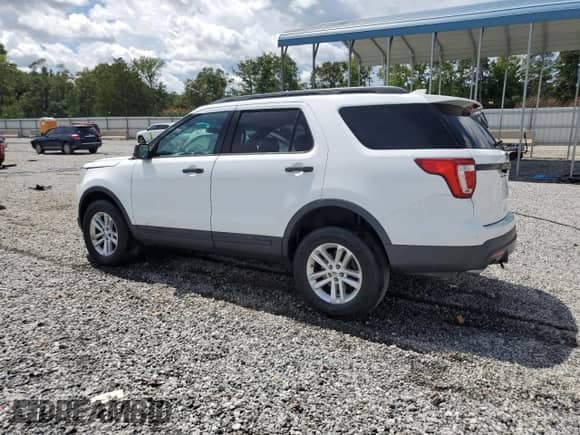 2016 Ford Explorer с VIN 1FM5K7B83GGB81751, выставлен на аукционе Copart как лот 68677135 с пробегом 184 551 миль миль и Списание • Salvage title. История ставок и продаж доступна на DreamBid. Изображение 2.