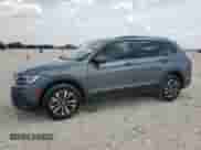 2022 Volkswagen Tiguan S с VIN 3VV1B7AX6NM138246, выставлен на аукционе Copart как лот 59595755 с пробегом 22 728 миль миль и Чистый • Clean title. История ставок и продаж доступна на DreamBid. Изображение 1.