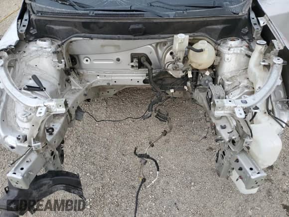 2020 Chevrolet Equinox Premier z VIN 3GNAXXEVXLS574252, wystawiony jako Copart lot #80758145 z przebiegiem Nie podano mil oraz Czysty tytuł • Clean title. Historia ofert i sprzedaży dostępna na DreamBid. Obrazek 12.