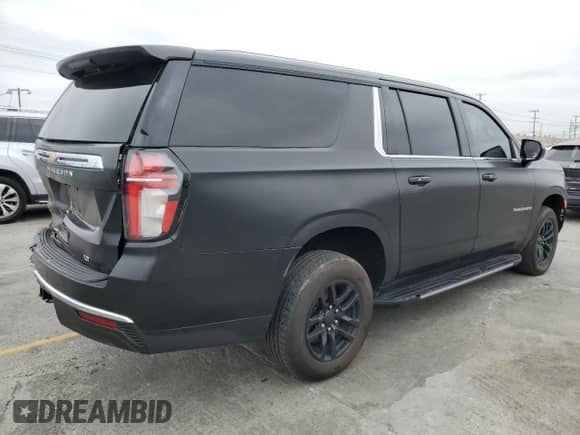2022 Chevrolet Suburban LT с VIN 1GNSCCKT3NR282752, выставлен на аукционе Copart как лот 56143725 с пробегом 112 253 миль миль и Чистый • Clean title. История ставок и продаж доступна на DreamBid. Изображение 3.