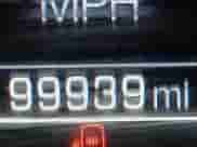 2016 Chevrolet Silverado 2500HD LT z VIN 1GC2KVEG7GZ169945, wystawiony jako IAAI lot #41597067 z przebiegiem 99 939 mil mil oraz . Historia ofert i sprzedaży dostępna na DreamBid. Obrazek 16.
