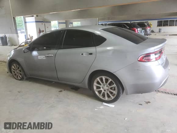 2014 Dodge Dart Limited z VIN 1C3CDFCB4ED699655, wystawiony jako Copart lot #63983825 z przebiegiem 192 039 mil mil oraz Szkoda całkowita • Salvage title. Historia ofert i sprzedaży dostępna na DreamBid. Obrazek 2.