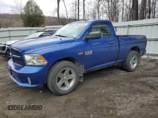 2014 Ram 1500 Tradesman z VIN 3C6JR7AT7EG267853, wystawiony jako Copart lot #53026045 z przebiegiem 164 292 mil mil oraz Czysty tytuł • Clean title. Historia ofert i sprzedaży dostępna na DreamBid. Obrazek 1.