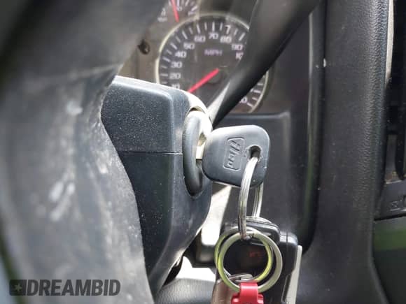 2015 Chevrolet Silverado 2500HD Work Truck z VIN 1GC2KUEG2FZ544827, wystawiony jako IAAI lot #42742386 z przebiegiem 176 272 mil mil oraz . Historia ofert i sprzedaży dostępna na DreamBid. Obrazek 11.