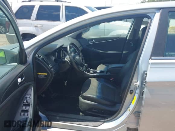 2012 Hyundai Sonata Limited с VIN 5NPEC4AC6CH392194, выставлен на аукционе IAAI как лот 43078414 с пробегом 264 548 миль миль и . История ставок и продаж доступна на DreamBid. Изображение 5.