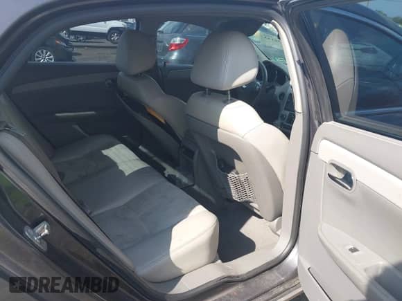 2010 Chevrolet Malibu 2LT с VIN 1G1ZD5E7XA4135780, выставлен на аукционе IAAI как лот 42636143 с пробегом 169 789 миль миль и . История ставок и продаж доступна на DreamBid. Изображение 8.