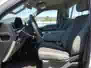 2015 Ford F-150 XL z VIN 1FTMF1CP6FKD31452, wystawiony jako Copart lot #58940195 z przebiegiem 216 175 mil mil oraz Czysty tytuł • Clean title. Historia ofert i sprzedaży dostępna na DreamBid. Obrazek 7.