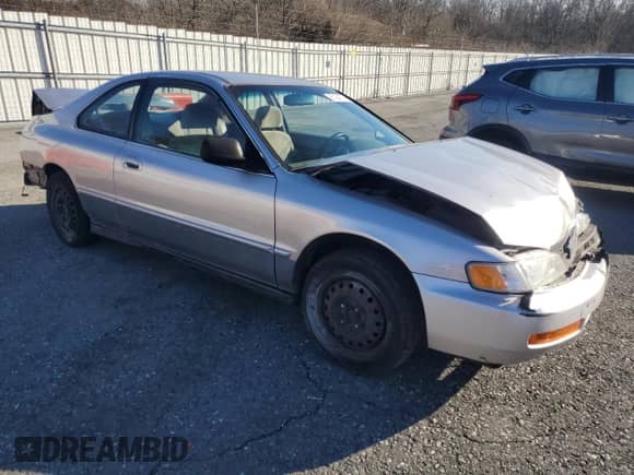 1997 Honda Accord LX с VIN 1HGCD723XVA033754, выставлен на аукционе Copart как лот 85194774 с пробегом 77 269 миль миль и Списание • Salvage title. История ставок и продаж доступна на DreamBid. Изображение 4.