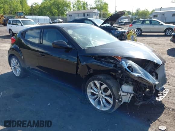 2012 Hyundai Veloster w/Black Int с VIN KMHTC6AD8CU046547, выставлен на аукционе IAAI как лот 42388735 с пробегом 12 884 миль миль и . История ставок и продаж доступна на DreamBid. Изображение 1.