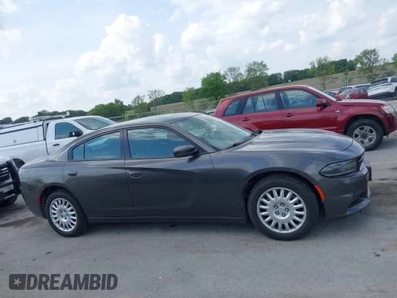 2020 Dodge Charger Police z VIN 2C3CDXKT9LH130462, wystawiony jako IAAI lot #42507238 z przebiegiem 129 994 mil mil oraz . Historia ofert i sprzedaży dostępna na DreamBid. Obrazek 13.