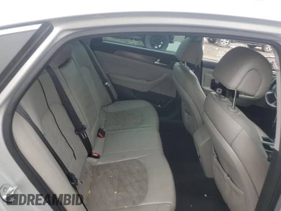 2015 Hyundai Sonata Sport z VIN 5NPE34AF2FH241870, wystawiony jako Copart lot #82132155 z przebiegiem 96 447 mil mil oraz Czysty tytuł • Clean title. Historia ofert i sprzedaży dostępna na DreamBid. Obrazek 10.