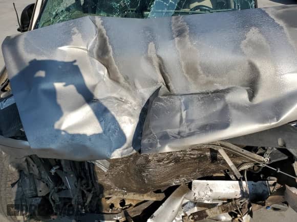 2002 Chevrolet Suburban LS с VIN 1GNFK16Z02J192587, выставлен на аукционе Copart как лот 68169004 с пробегом Не указан миль и На запчасти • Non repairable. История ставок и продаж доступна на DreamBid. Изображение 12.