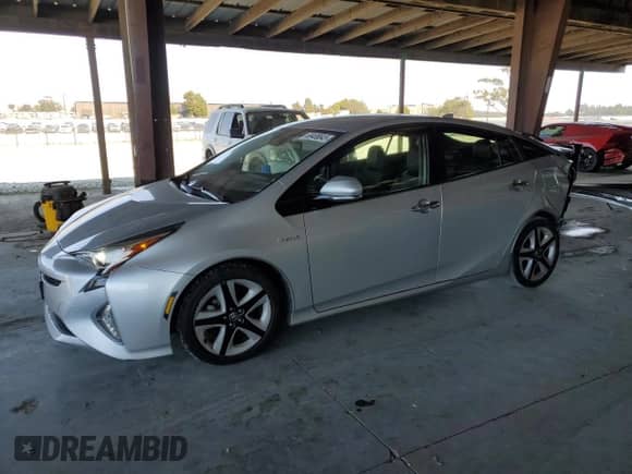 2016 Toyota Prius Three z VIN JTDKARFU7G3510004, wystawiony jako Copart lot #68488845 z przebiegiem 237 493 mil mil oraz Szkoda całkowita • Salvage title. Historia ofert i sprzedaży dostępna na DreamBid. Obrazek 1.