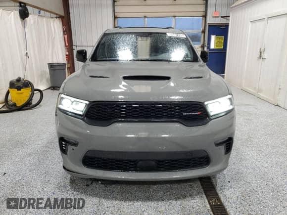 2023 Dodge Durango R/T Plus z VIN 1C4SDJCT0PC555807, wystawiony jako Copart lot #89507745 z przebiegiem 44 635 mil mil oraz Czysty tytuł • Clean title. Historia ofert i sprzedaży dostępna na DreamBid. Obrazek 5.