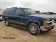 1996 Chevrolet Tahoe Limited с VIN 1GNEC13R3TJ330329, выставлен на аукционе Copart как лот 50984595 с пробегом 363 240 миль миль и Списание • Salvage title. История ставок и продаж доступна на DreamBid. Изображение 4.