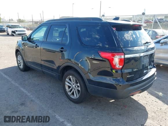 2017 Ford Explorer z VIN 1FM5K7B8XHGD88249, wystawiony jako IAAI lot #42702248 z przebiegiem 109 067 mil mil oraz . Historia ofert i sprzedaży dostępna na DreamBid. Obrazek 3.