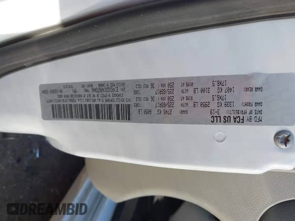 2019 Dodge Grand Caravan SXT with VIN 2C4RDGCG1KR672042, listed as a IAAI auction lot 41213183 with 160,019 mi miles and . Bid and sale history available at DreamBid. Image 9.