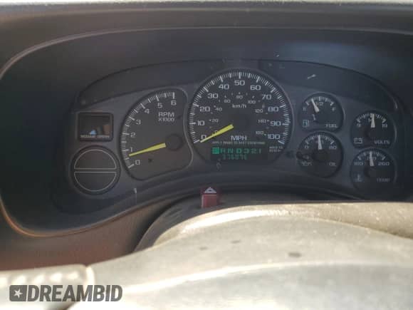 2000 Chevrolet Silverado 1500 LS with VIN 1GCEC14W6YZ253008, listed as a Copart auction lot 56347145 with 376,076 mi miles and Salvage title. Bid and sale history available at DreamBid. Image 9.