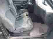 2001 Chevrolet S-10 with VIN 1GCCS14501K176684, listed as a IAAI auction lot 42845426 with 130,747 mi miles and . Bid and sale history available at DreamBid. Image 5.