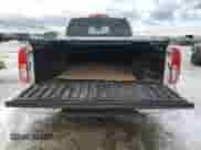 2010 Nissan Frontier SE z VIN 1N6AD0FV9AC446138, wystawiony jako Copart lot #41780145 z przebiegiem 52 319 mil mil oraz Szkoda całkowita • Salvage title. Historia ofert i sprzedaży dostępna na DreamBid. Obrazek 6.