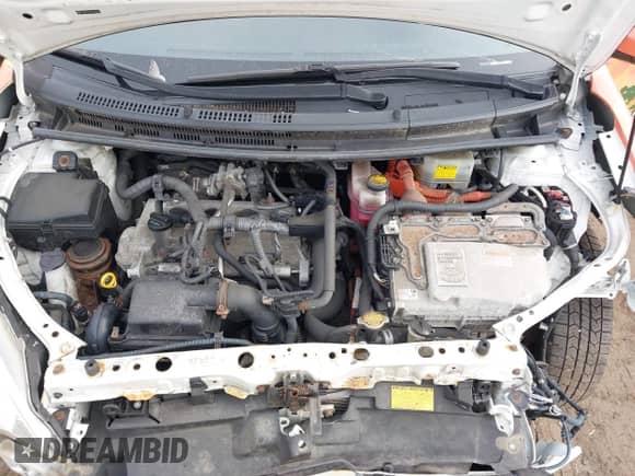 2014 Toyota Prius One z VIN JTDKDTB37E1569922, wystawiony jako IAAI lot #42956402 z przebiegiem 90 051 mil mil oraz . Historia ofert i sprzedaży dostępna na DreamBid. Obrazek 10.