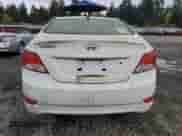 2014 Hyundai Accent GLS z VIN KMHCT4AE8EU656349, wystawiony jako Copart lot #89440825 z przebiegiem 150 288 mil mil oraz Czysty tytuł • Clean title. Historia ofert i sprzedaży dostępna na DreamBid. Obrazek 6.