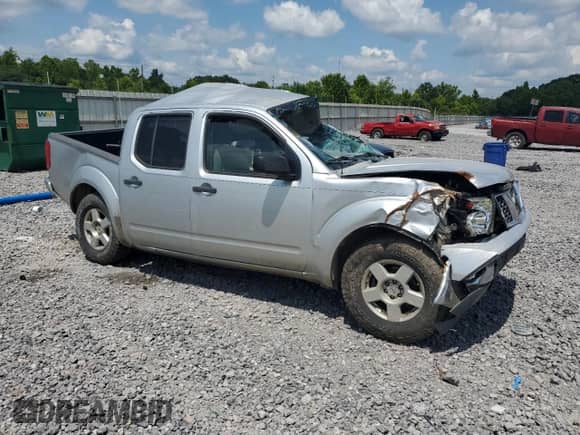 2007 Nissan Frontier SE z VIN 1N6AD07U17C448870, wystawiony jako Copart lot #62412465 z przebiegiem Nie podano mil oraz Nie do naprawy • Non repairable. Historia ofert i sprzedaży dostępna na DreamBid. Obrazek 4.