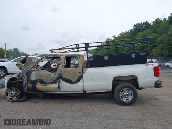 2019 Chevrolet Silverado 2500HD Work Truck с VIN 2GC2KREG3K1201167, выставлен на аукционе IAAI как лот 43238129 с пробегом Не указан миль и . История ставок и продаж доступна на DreamBid. Изображение 13.