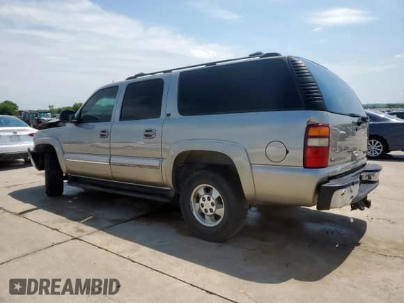 2002 Chevrolet Suburban LS с VIN 3GNEC16Z52G128443, выставлен на аукционе Copart как лот 60628795 с пробегом 294 200 миль миль и Списание • Salvage title. История ставок и продаж доступна на DreamBid. Изображение 2.