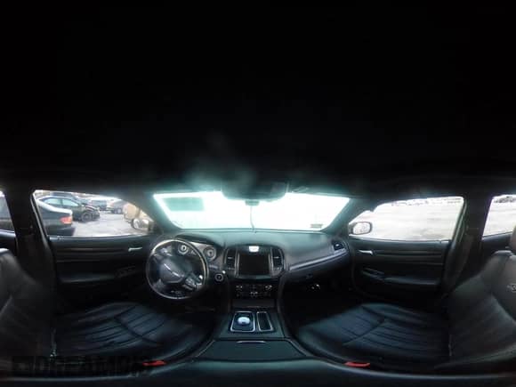 2015 Chrysler 300 S с VIN 2C3CCABG7FH766742, выставлен на аукционе IAAI как лот 40743775 с пробегом 113 583 миль миль и . История ставок и продаж доступна на DreamBid. Изображение 18.