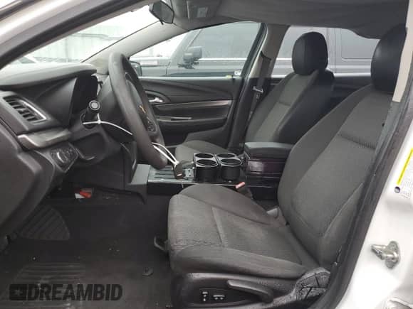 2014 Chevrolet Caprice Police Police with VIN 6G3NS5U20EL956936, listed as a Copart auction lot 85058054 with 108,600 mi miles and Salvage title. Bid and sale history available at DreamBid. Image 7.