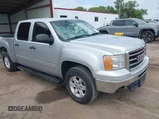 2013 GMC Sierra 1500 SLE z VIN 3GTP2VE70DG376789, wystawiony jako IAAI lot #42898014 z przebiegiem 130 073 mil mil oraz . Historia ofert i sprzedaży dostępna na DreamBid. Obrazek 1.