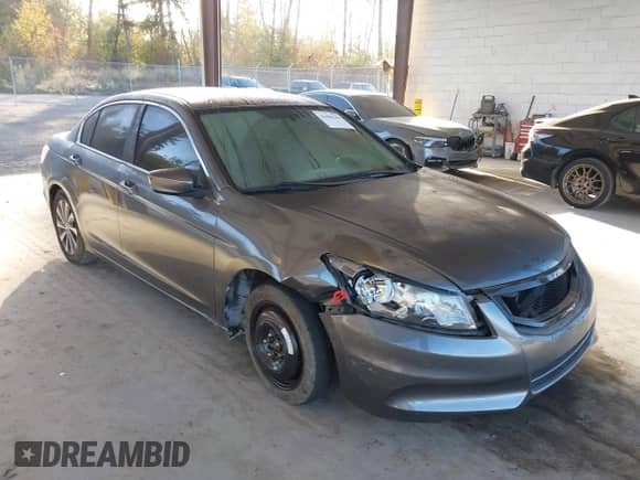 2012 Honda Accord LX с VIN 1HGCP2F33CA096261, выставлен на аукционе IAAI как лот 43406244 с пробегом 129 418 миль миль и . История ставок и продаж доступна на DreamBid. Изображение 1.