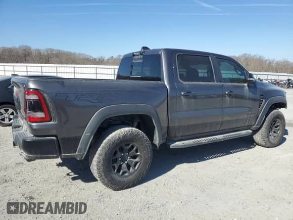 2021 Ram 1500 z VIN NCS107300, wystawiony jako Copart lot #44147135 z przebiegiem 25 120 mil mil oraz Szkoda całkowita • Salvage title. Historia ofert i sprzedaży dostępna na DreamBid. Obrazek 3.