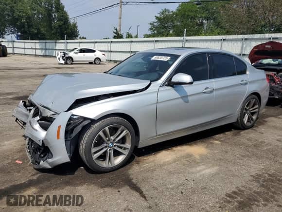 2017 BMW 3 Series 330i xDrive with VIN WBA8D9C38HA004785, listed as a Copart auction lot 66630725 with 50,040 mi miles and Salvage title. Bid and sale history available at DreamBid. Image 1.